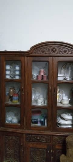 crockery wardrobe