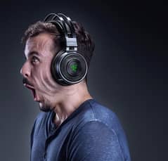Razer nari headset with haptic option