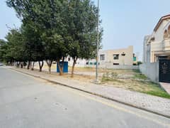 10 Marla Residential Plot For Sale In Nishter Block Bahria Town Lahore