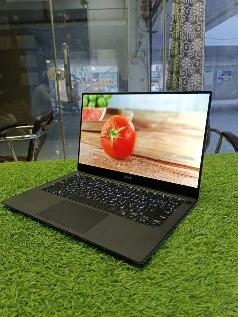 DELL XPS 9370 Core i7 8th Gen TOUCHSCREEN 1