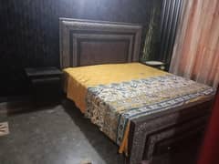 bed set for sale urgent