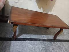 Ek table do Tappaiyien urgent sale