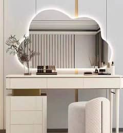 DRESSING FOR YOUR DREAM HOUSE