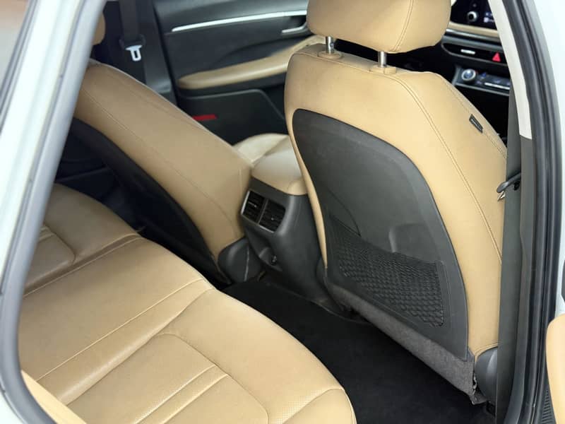Hyundai Sonata 2023 top of line 2.5 bank lease 29 Installment paid 9