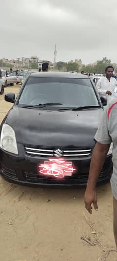 Suzuki swift dlx 2016
