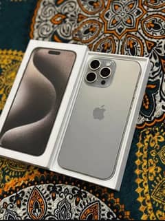 iPhone 15 Pro max natural titanium 256gb