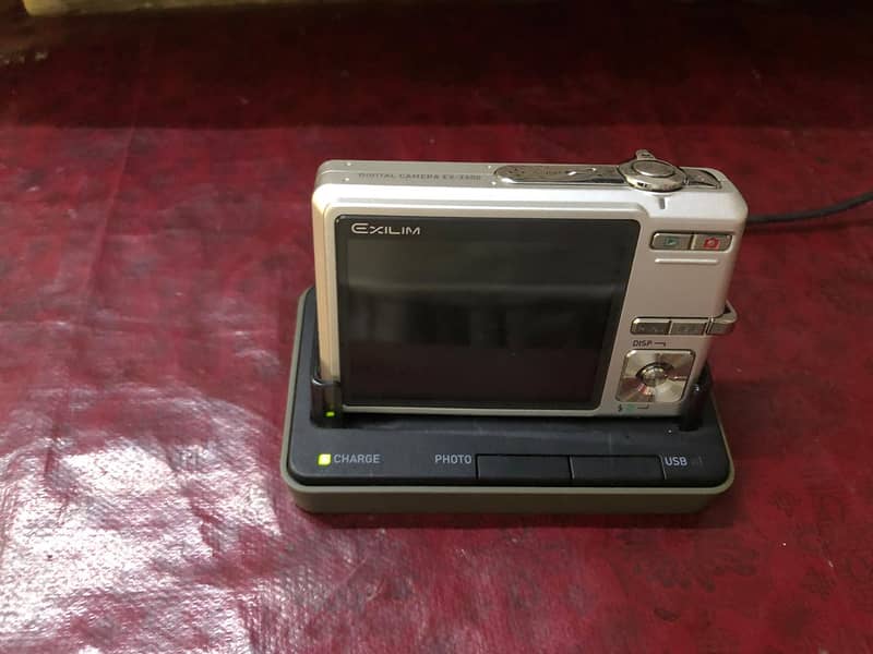 Casio Exilim 14.1 mp Digital Camera working condition 7