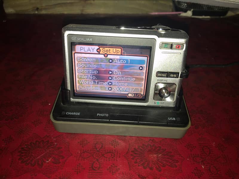 Casio Exilim 14.1 mp Digital Camera working condition 8