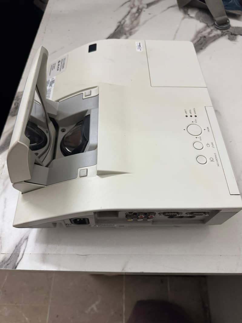 Projector 4