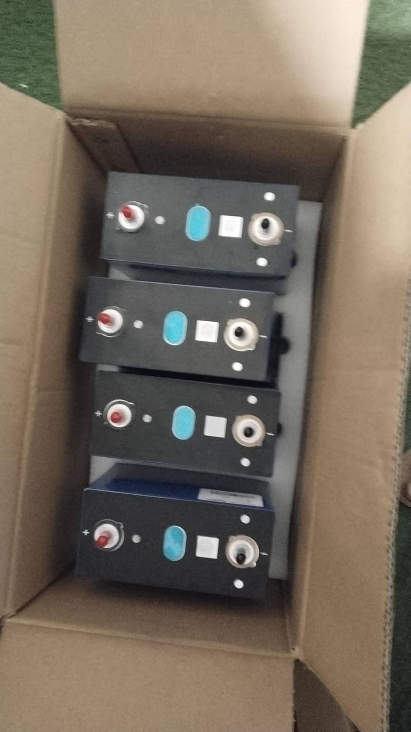 lithum cells lithium solar battery available BMS box all size 12
