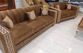 sofa set for sale 3+2+1 with one centre table in a very good condition