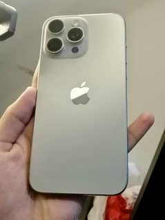 iPhone 15 Pro Max 93 BH factory unlocked