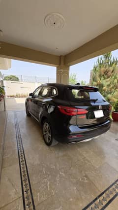 MG