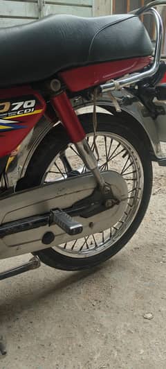 HONDA 70CC 2020 BATA 2021 JENUIN CONDITION HAI  NUMBER LAGA HAI