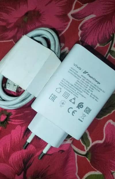 vivo y100 charger 03129572280