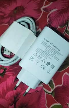 vivo y100 charger 03129572280