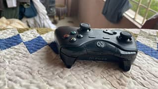 Fuze F1 controller I'm 14 Id like to sell This it's usually for 4k