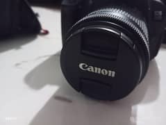 Canon EOS 700D