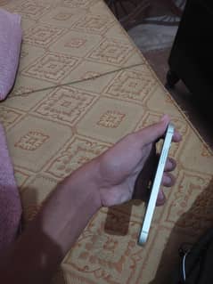 I phone 12 with box non pta