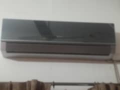 GREE 1.5 TON NON INVERTER AC