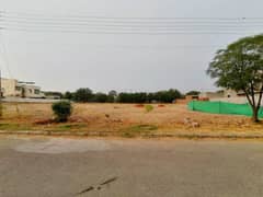 Valancia 2 Kanal Plot For Sale. . . Near Mosque . . . Near Park