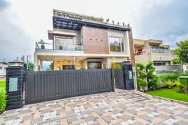 1 KANAL UPPER PORTION EXCELLENT LOCATION TOP CLASS OPTION AVAILABLE IN DHA PHASE 6