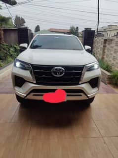 Toyota Fortuner V 2.7 2021