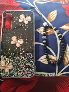 girl cover in chain with packet 1 dafa bi istibal nhi hiwa hai