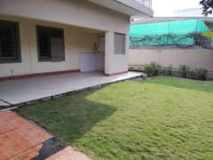 DEMOLISHABLE HOUSE FOR SALE IN F-8