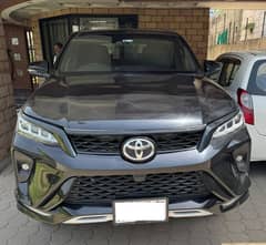 Toyota Fortuner Legender 2022