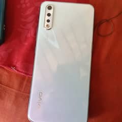 vivo S1