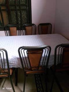 iron Dinning table with 6 chair 10mm glass top