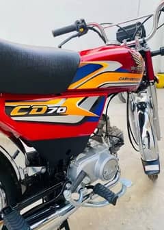 10/10 bike h full 2 sall ki inshorance bi h pase fnf h