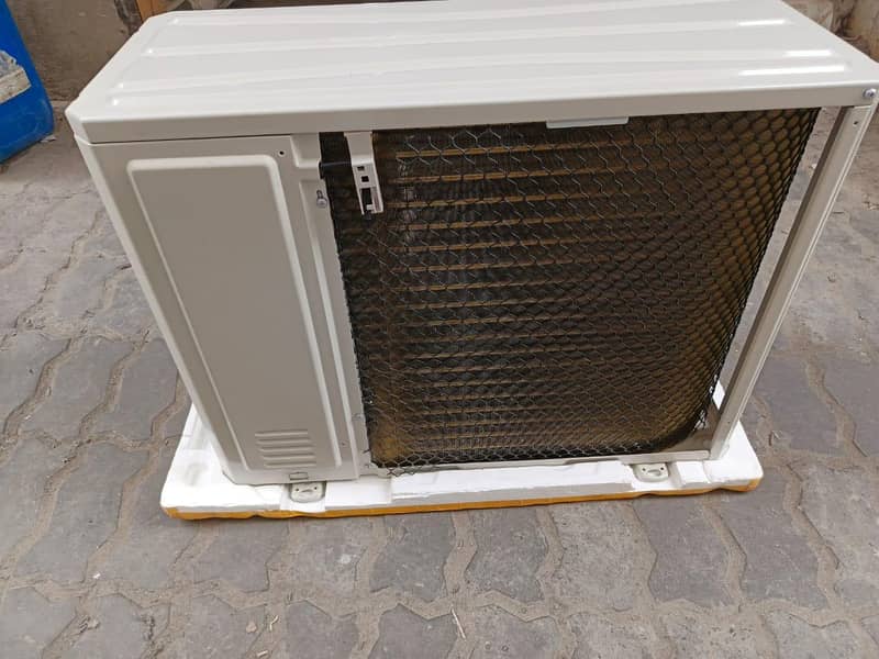 1.5 Ton Gree Full DC Inverter T3  R410 Brand New Box pack For Sale. Ac 7