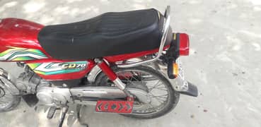 Honda byic in good condition and one hand use