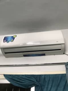 Kenwood 1.5 ton Inverter