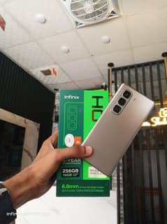 Infinix hot 50 pro plus 16 ram 256 GB 10 by 10 condition
