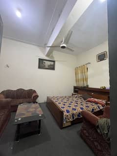 House for sale urgent 1.5 sai 2 Marla