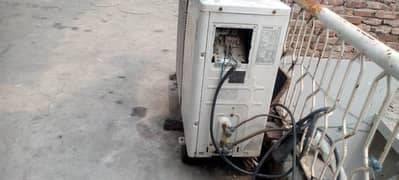 Singer Company ac 100% working condition