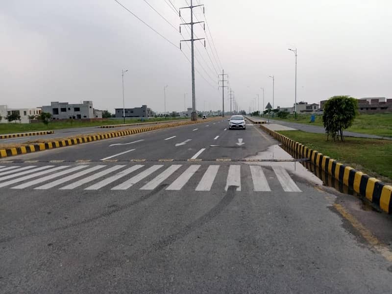 20 Marla Residential Plot Ideally Situated In DHA Phase 7 - Block Y 3