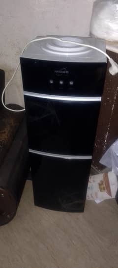 dispenser like new