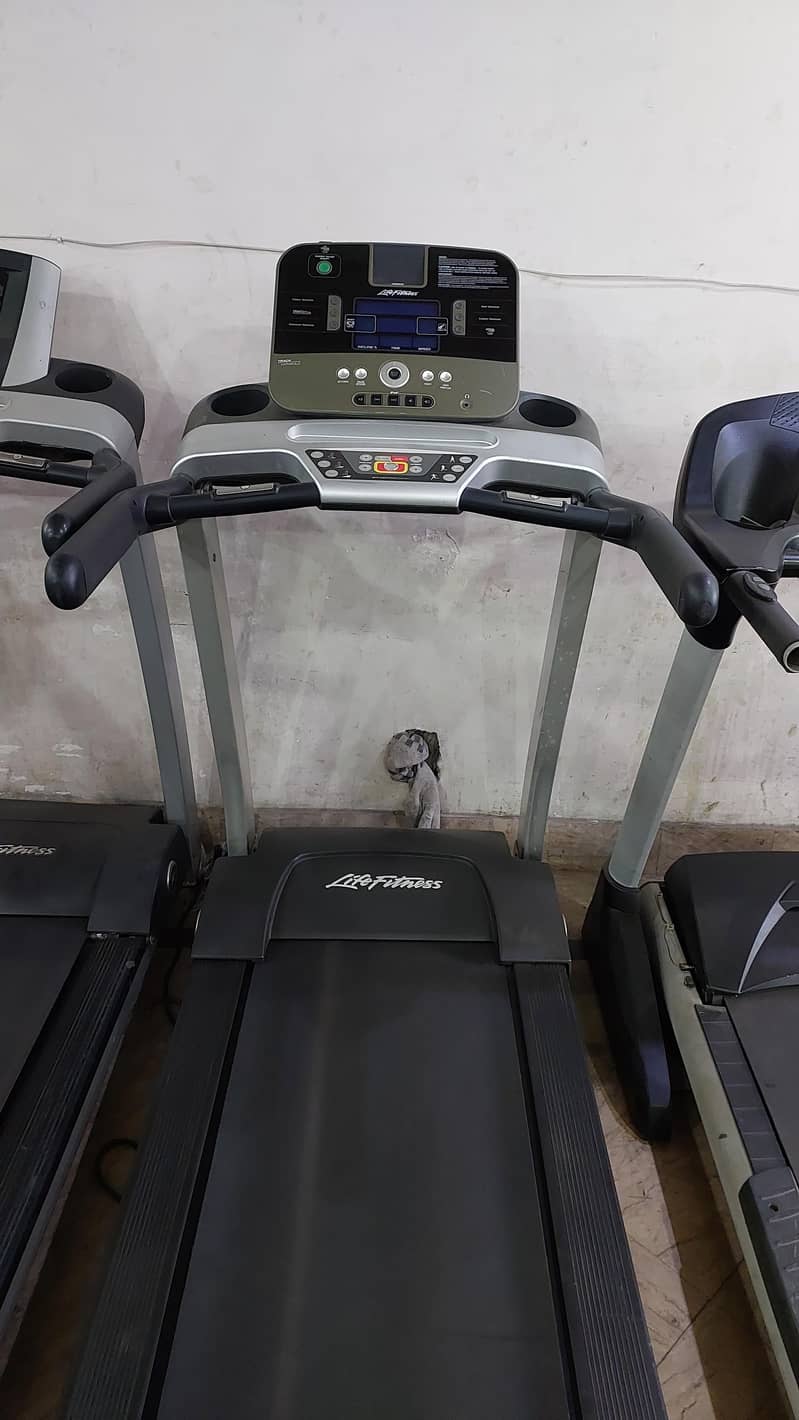 TREADMILL / RUNNING MACHINE / WALKING MACHINE / ELETCTRIC TREADMILL 6