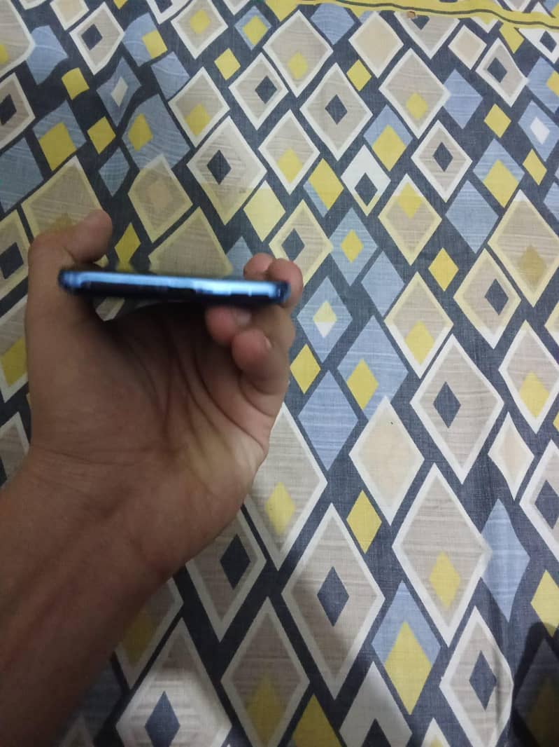 possible exchange with google pixel 6 or 6pro and OnePlus 8pro 2
