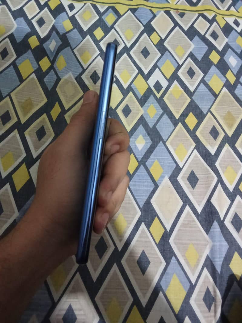 possible exchange with google pixel 6 or 6pro and OnePlus 8pro 3