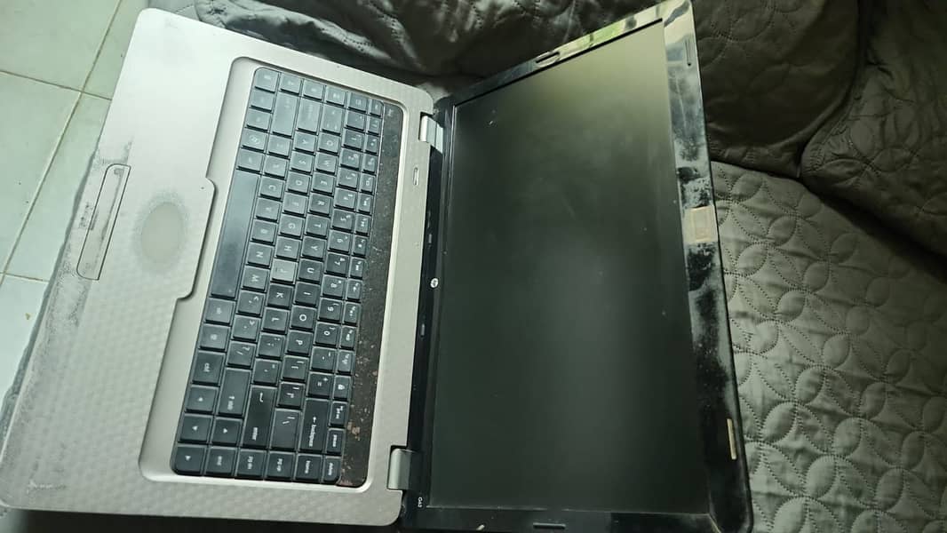 HP G62 8Gb Ram 512 Hard SSD and DISCK Drive 1