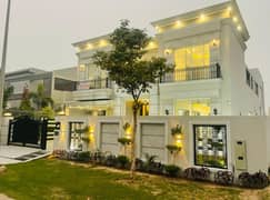 5 Beds 21 Marla Good Location House For Sale In Ex Air Avenue DHA Phase 8 Airport Road Lahore.