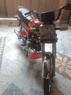 No work required brand new motor cycle one hand used jenion engine