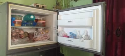 Dowlance fridge good condition