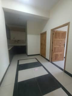 2 Bed family flat Availabile For rent