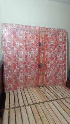 Double bed mattress
